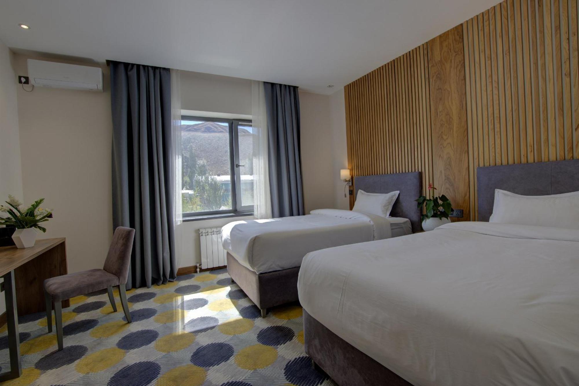 Grand Khan Tengri 4* Naryn المظهر الخارجي الصورة